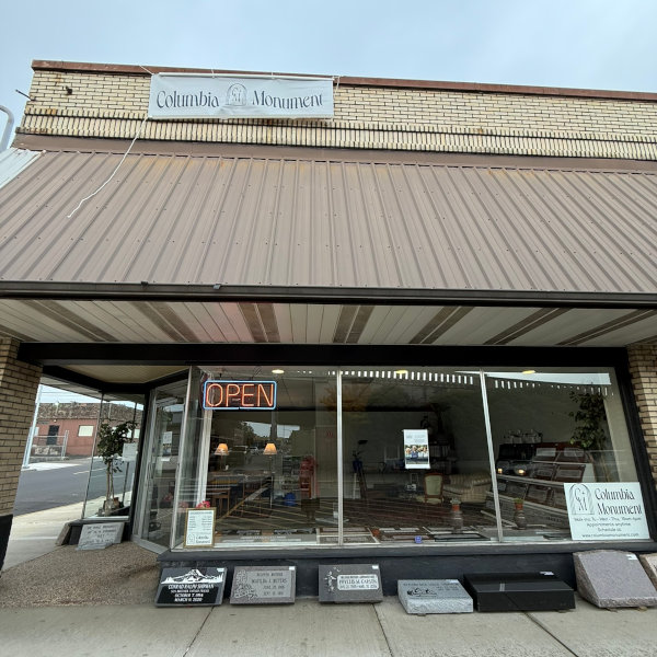 Image of the Columbia Monument Showroom Storefront at 201 Allen St, Kelso, WA, 98626